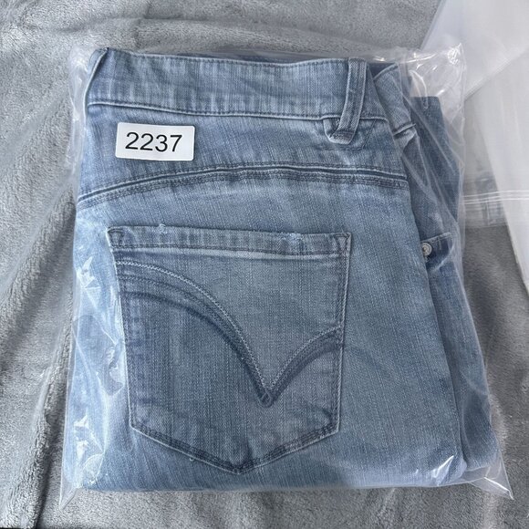 Democracy Bootcut Jeans Size 14W Women's AB Solution Light Wash Mid Rise Blue - Picture 12 of 12